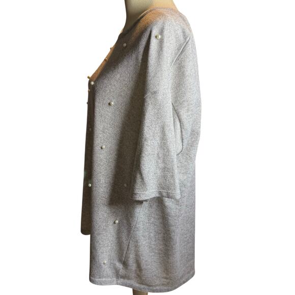 Lane Bryant Pearl Embellished Gray Tunic Top, Plus Size 18/20 - Picture 4 of 7